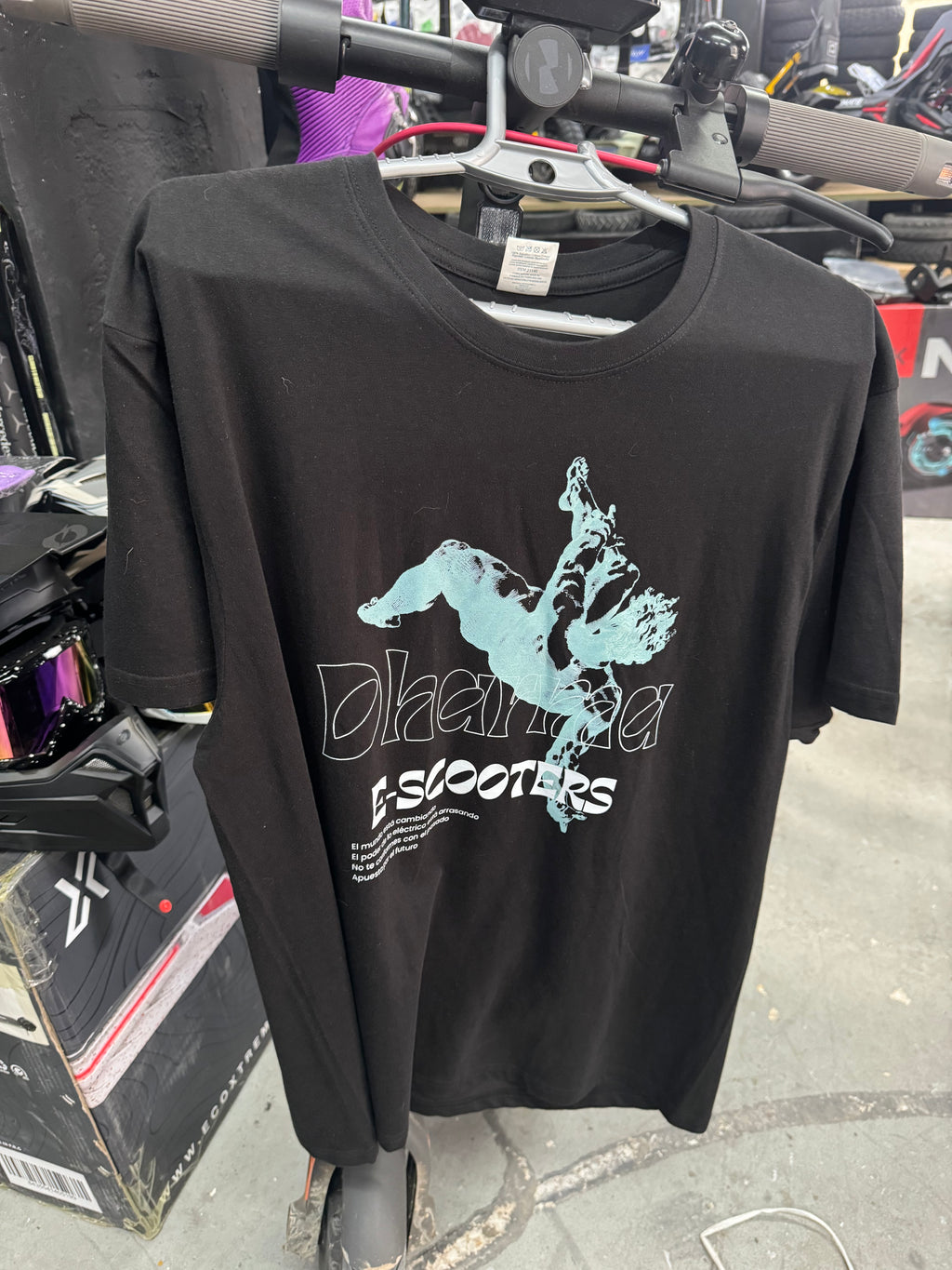 CAMISETA SORPRESA DHARMA